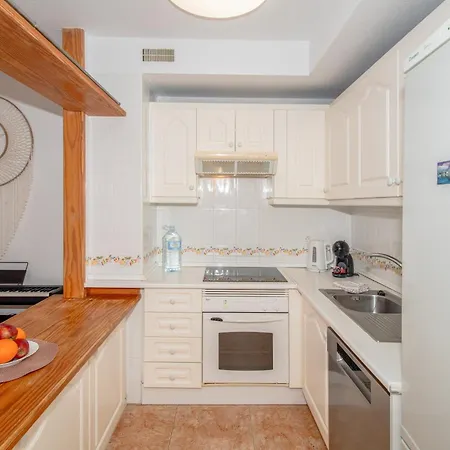 Angel Wings Ocean View 公寓 *