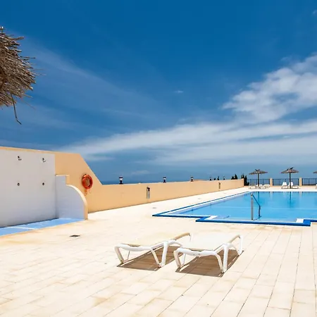 Angel Wings Ocean View 公寓